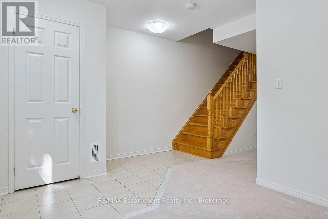 8 Jim Baird Mews Property Photo 8