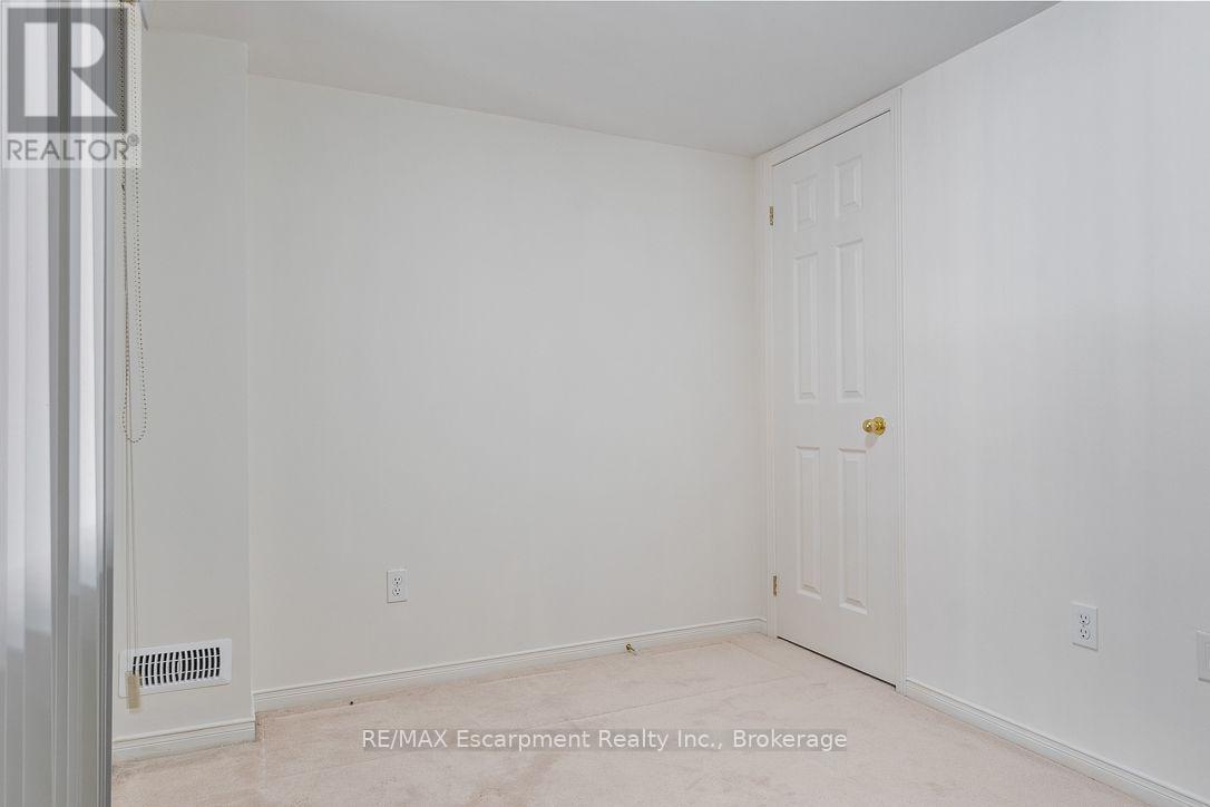 8 Jim Baird Mews Property Photo 11