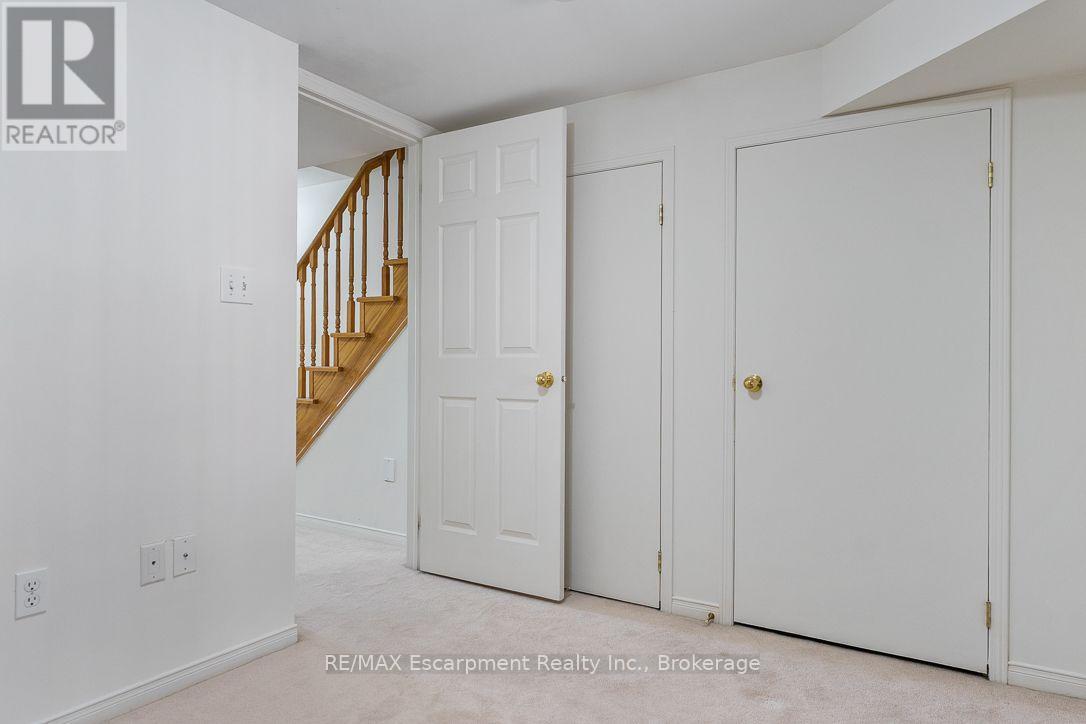 8 Jim Baird Mews Property Photo 12