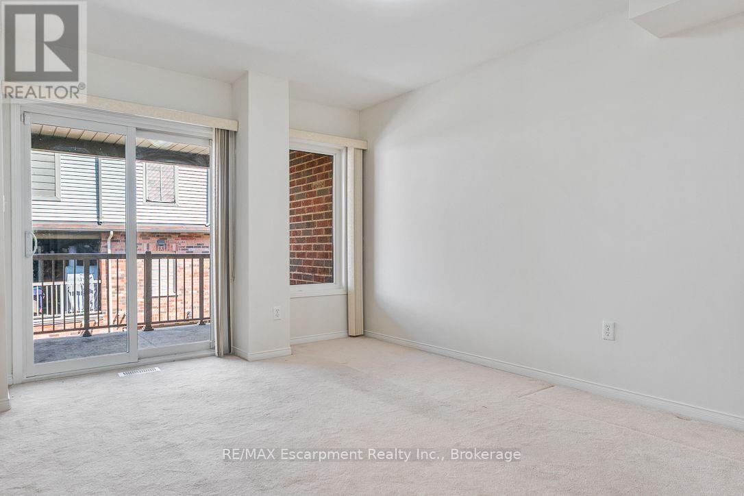 8 Jim Baird Mews Property Photo 18