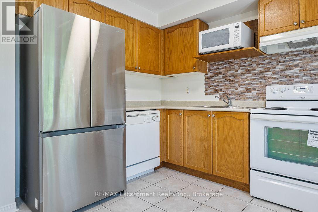 8 Jim Baird Mews Property Photo 29