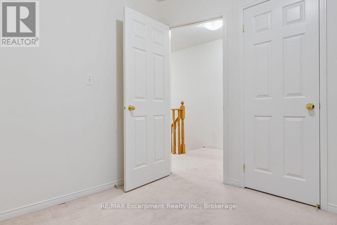 8 Jim Baird Mews Property Photo 46
