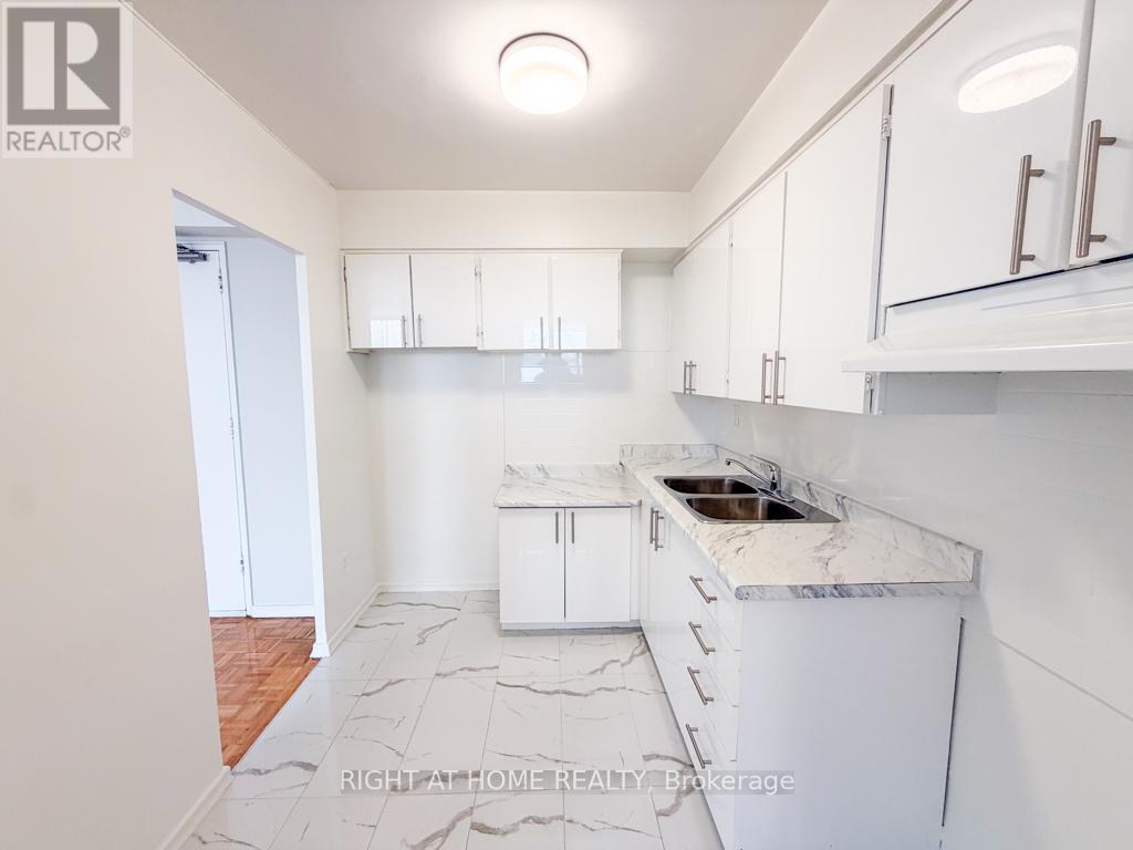 205 - 1440 Lawrence Avenue W Property Photo 10