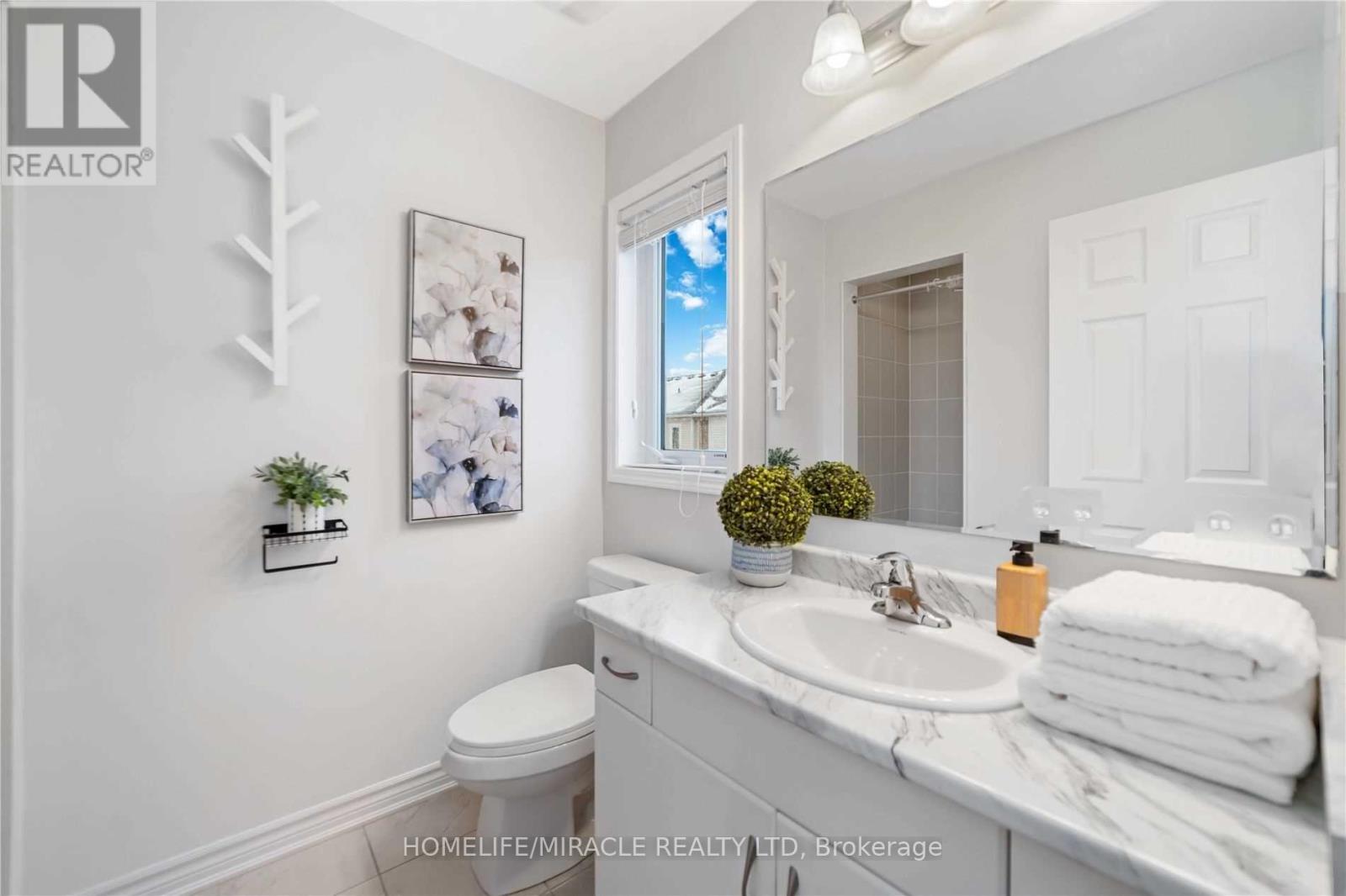 21 Donlamont Circle Property Photo 13