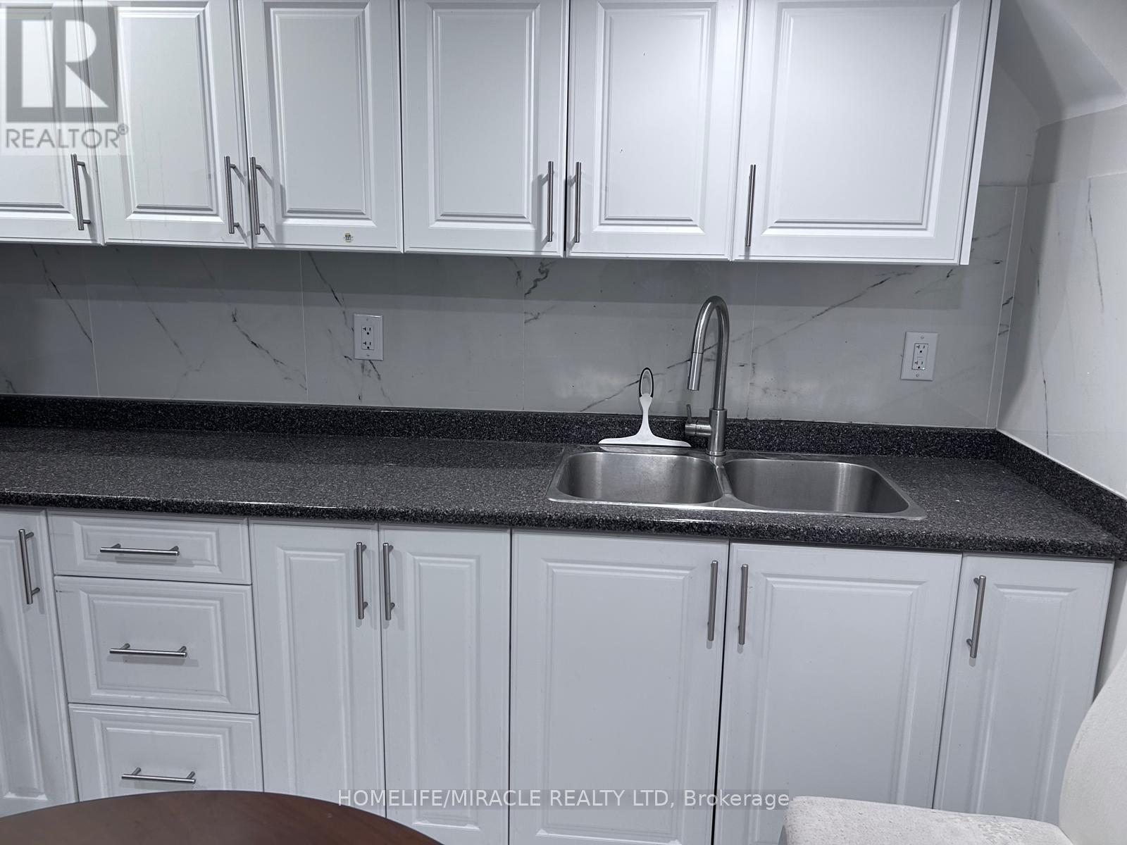 21 Donlamont Circle Property Photo 21