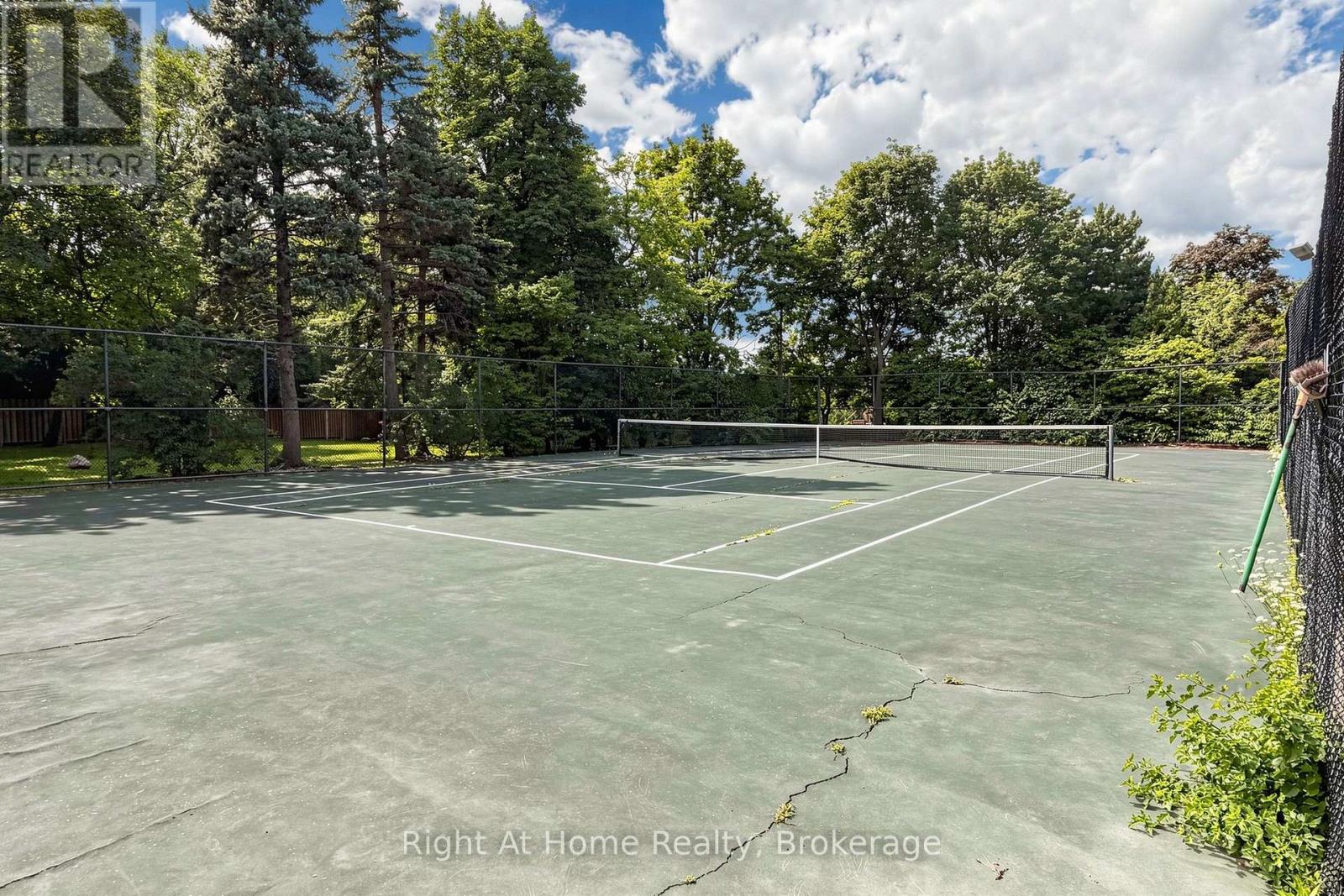 1509 - 1360 Rathburn Road E Property Photo 35