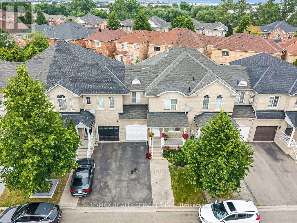 7 OLIVETT LANE Property Photo 1
