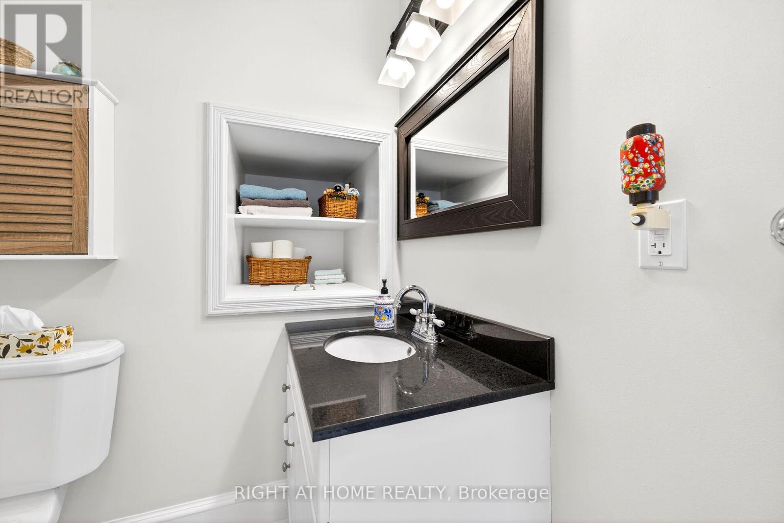46 Bay Street Property Photo 29