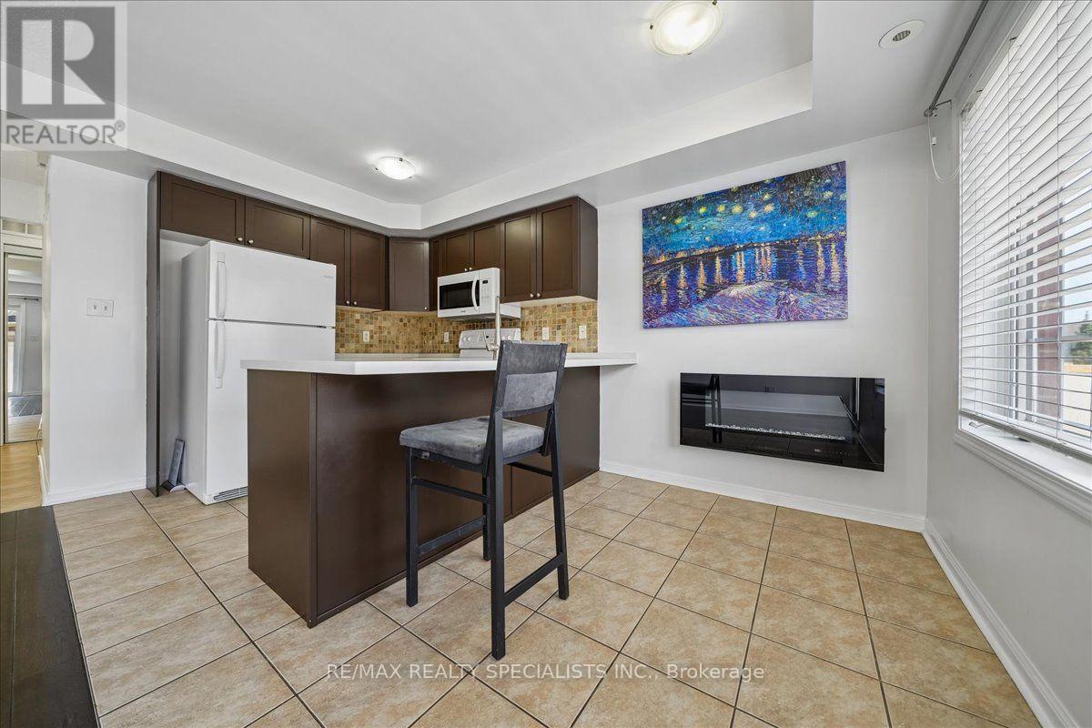 5 - 614 Shoreline Drive Property Photo 17