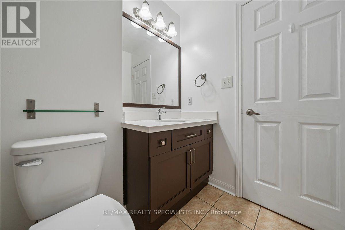 5 - 614 Shoreline Drive Property Photo 38