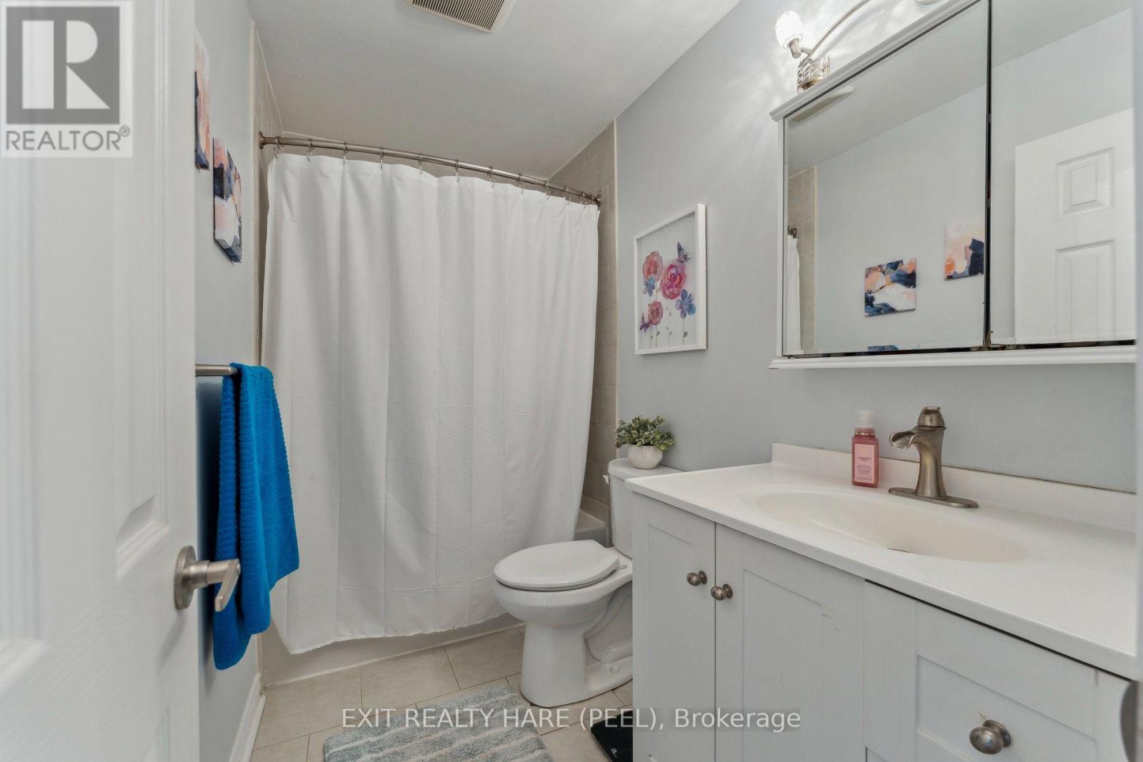 78 - 900 Central Park Drive N Property Photo 16