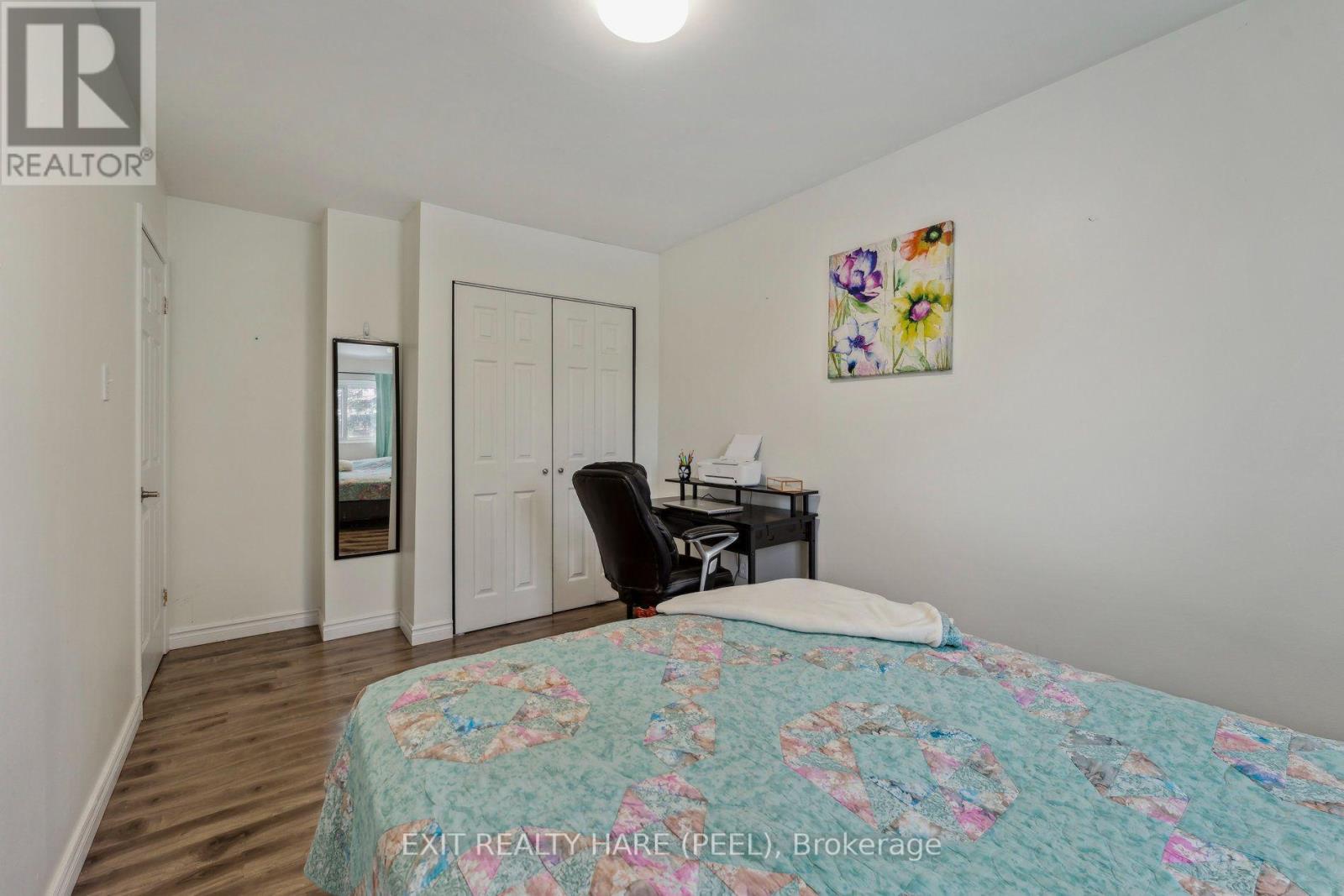 78 - 900 Central Park Drive N Property Photo 21