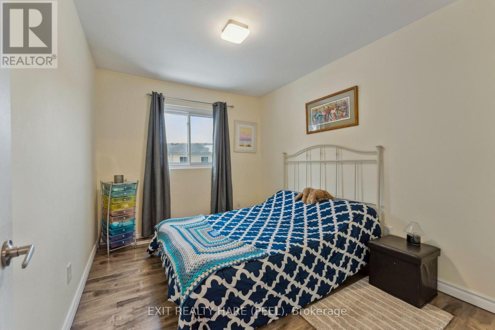 78 - 900 Central Park Drive N Property Photo 24