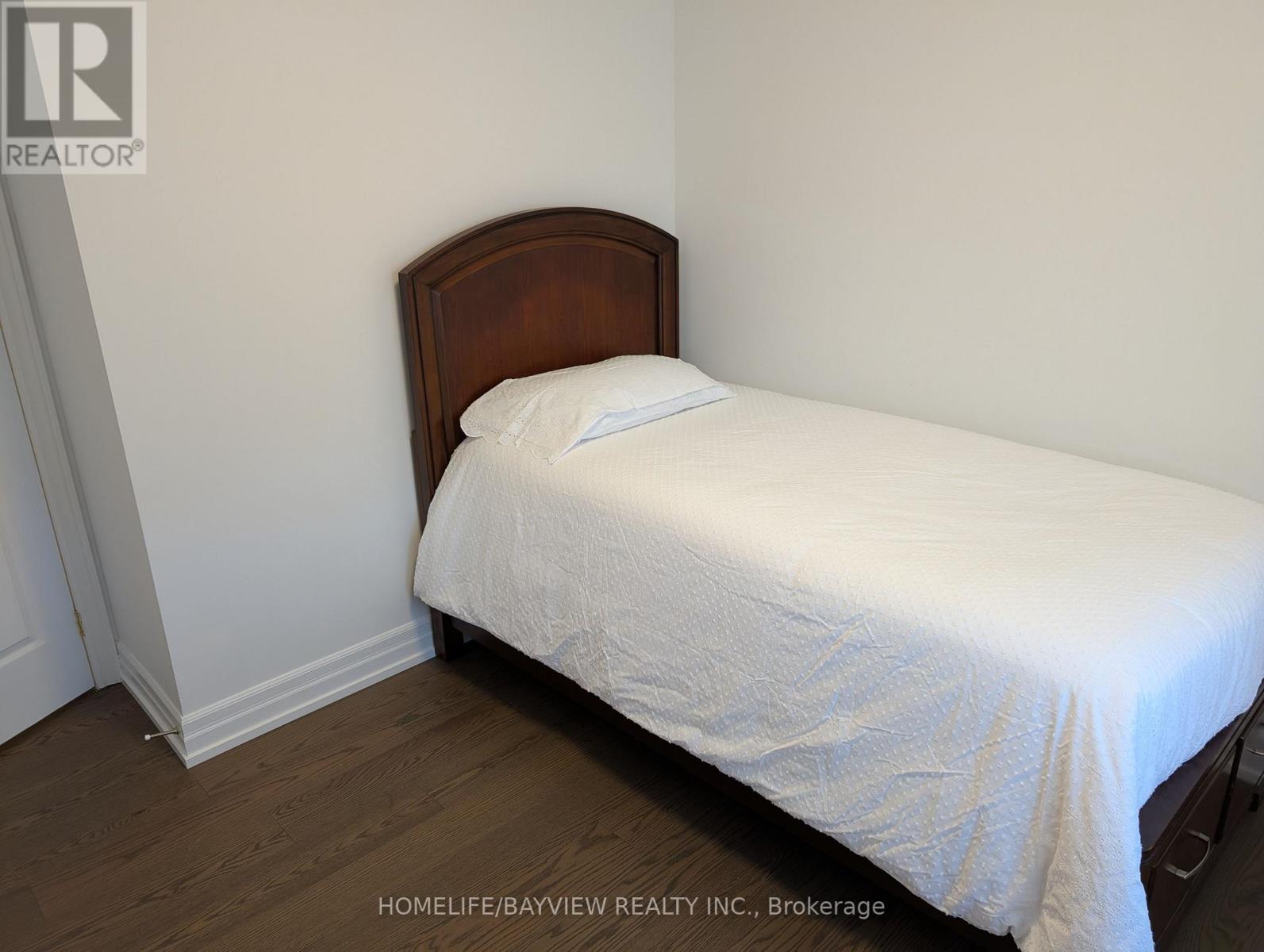 32 Devonsleigh Drive Property Photo 24