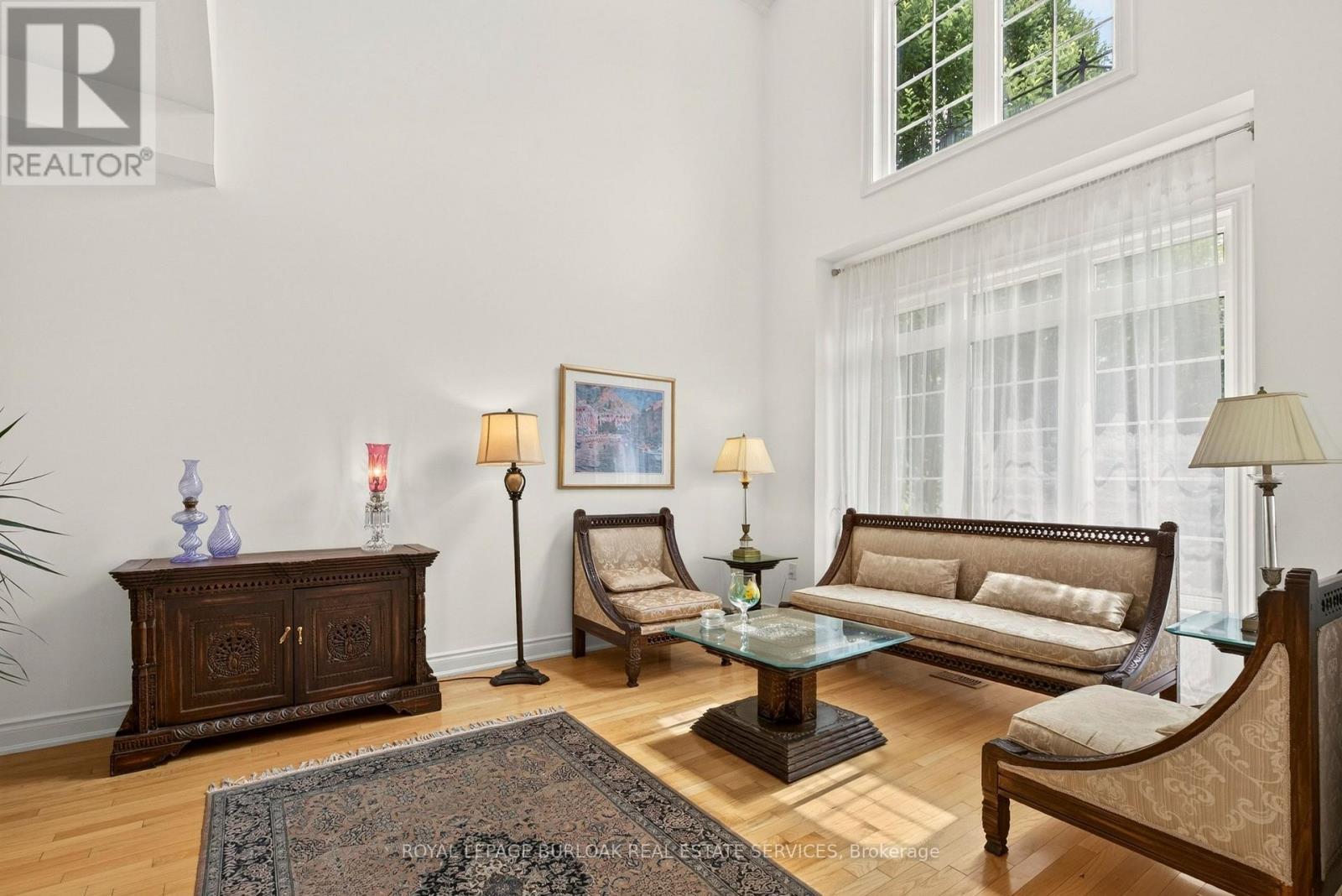 215 Burloak Drive Property Photo 6