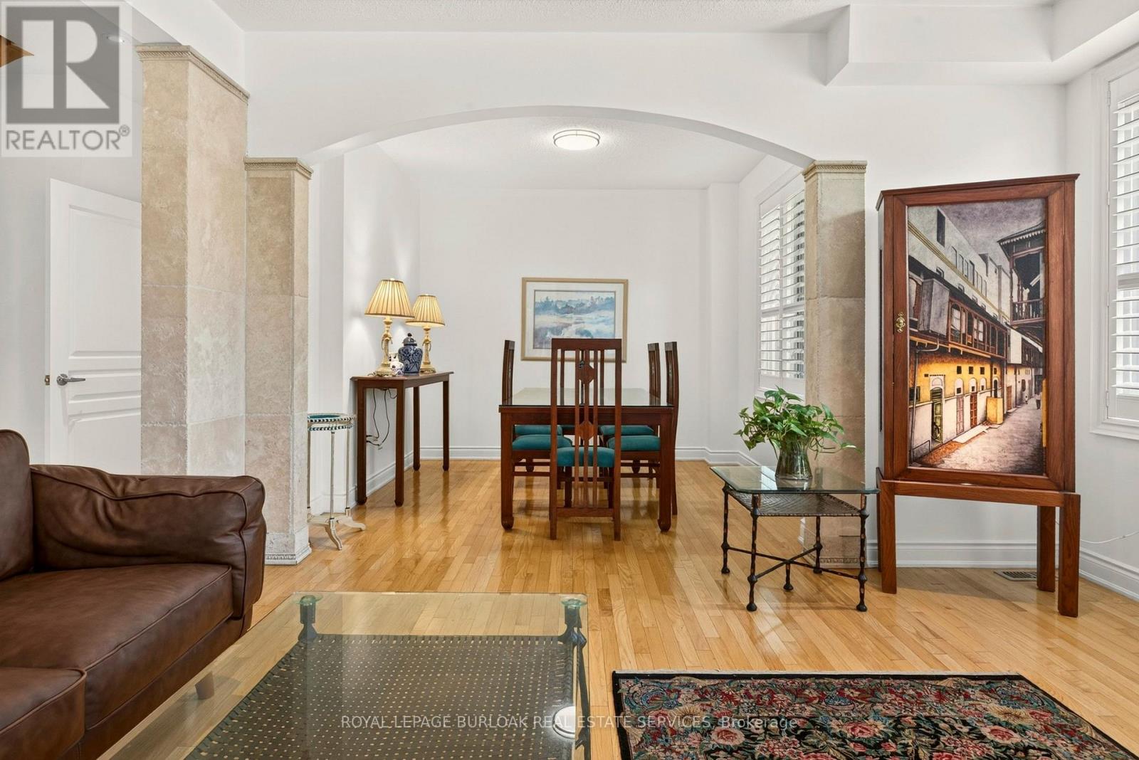 215 Burloak Drive Property Photo 19