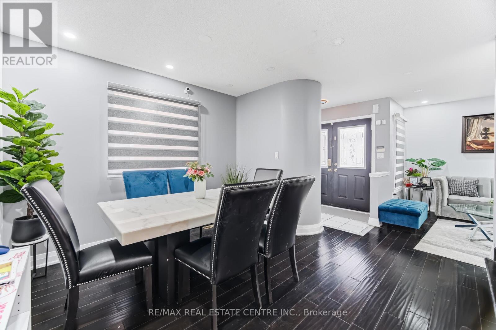 28 Mount Fuji Crescent Property Photo 10