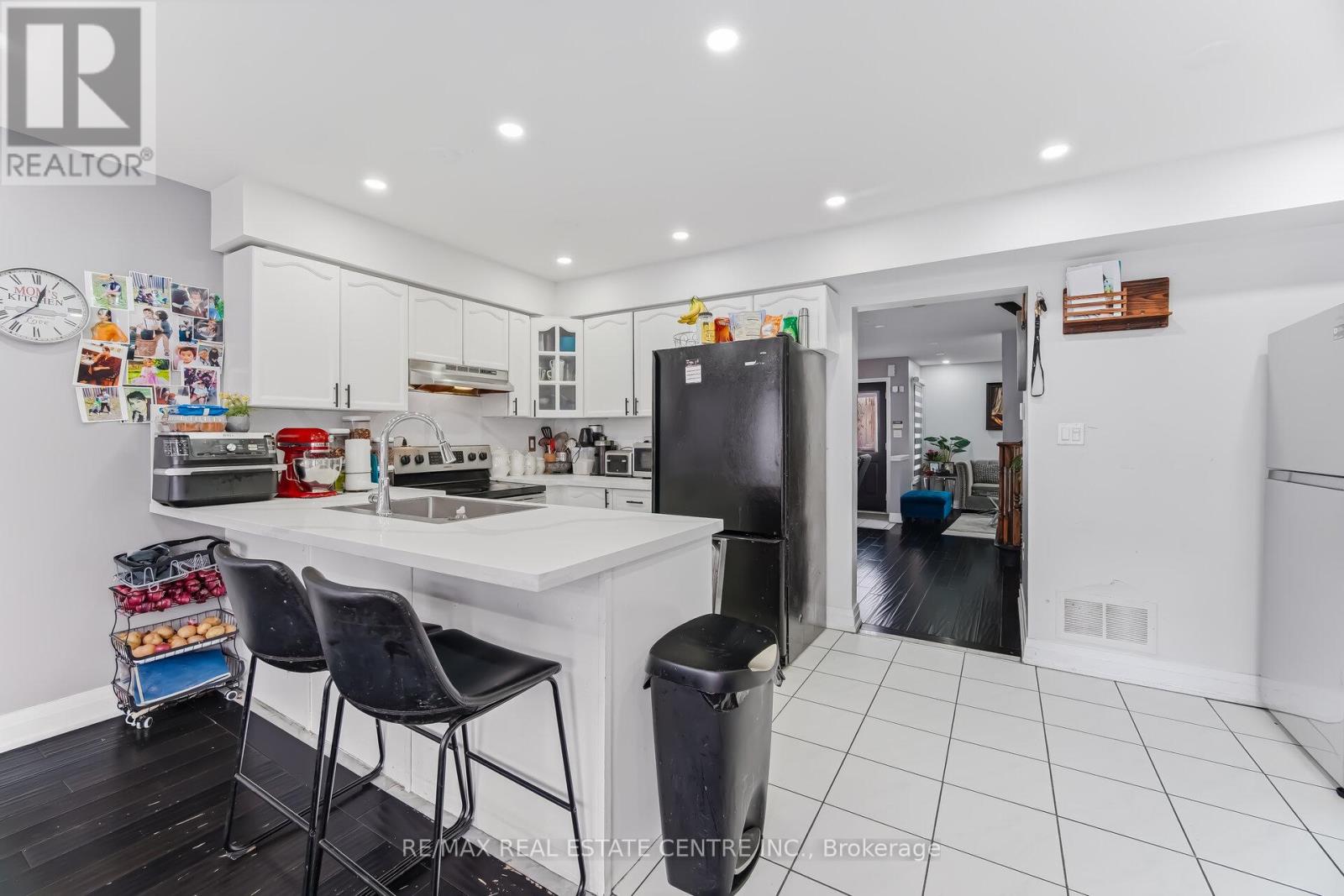 28 Mount Fuji Crescent Property Photo 13
