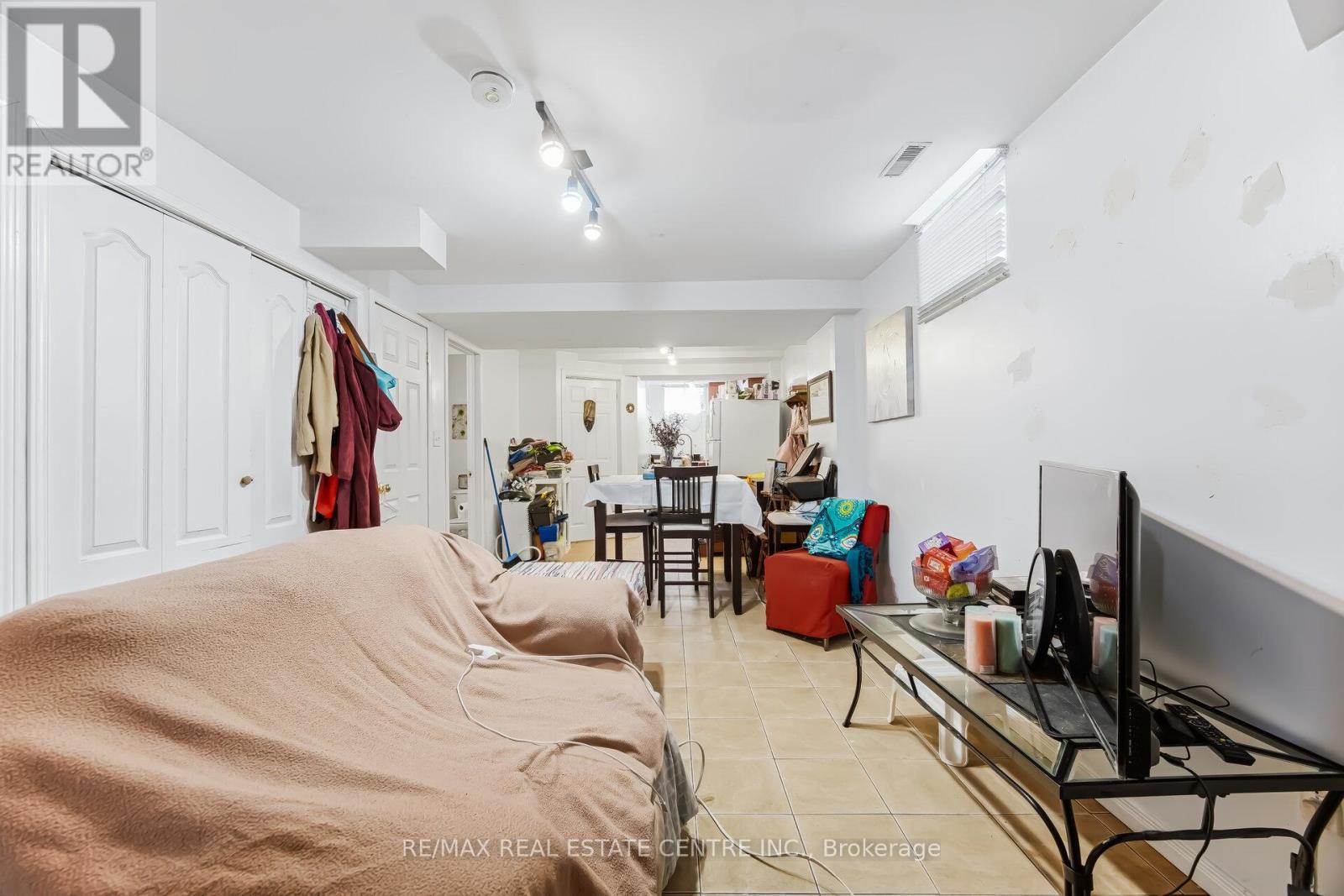 28 Mount Fuji Crescent Property Photo 31