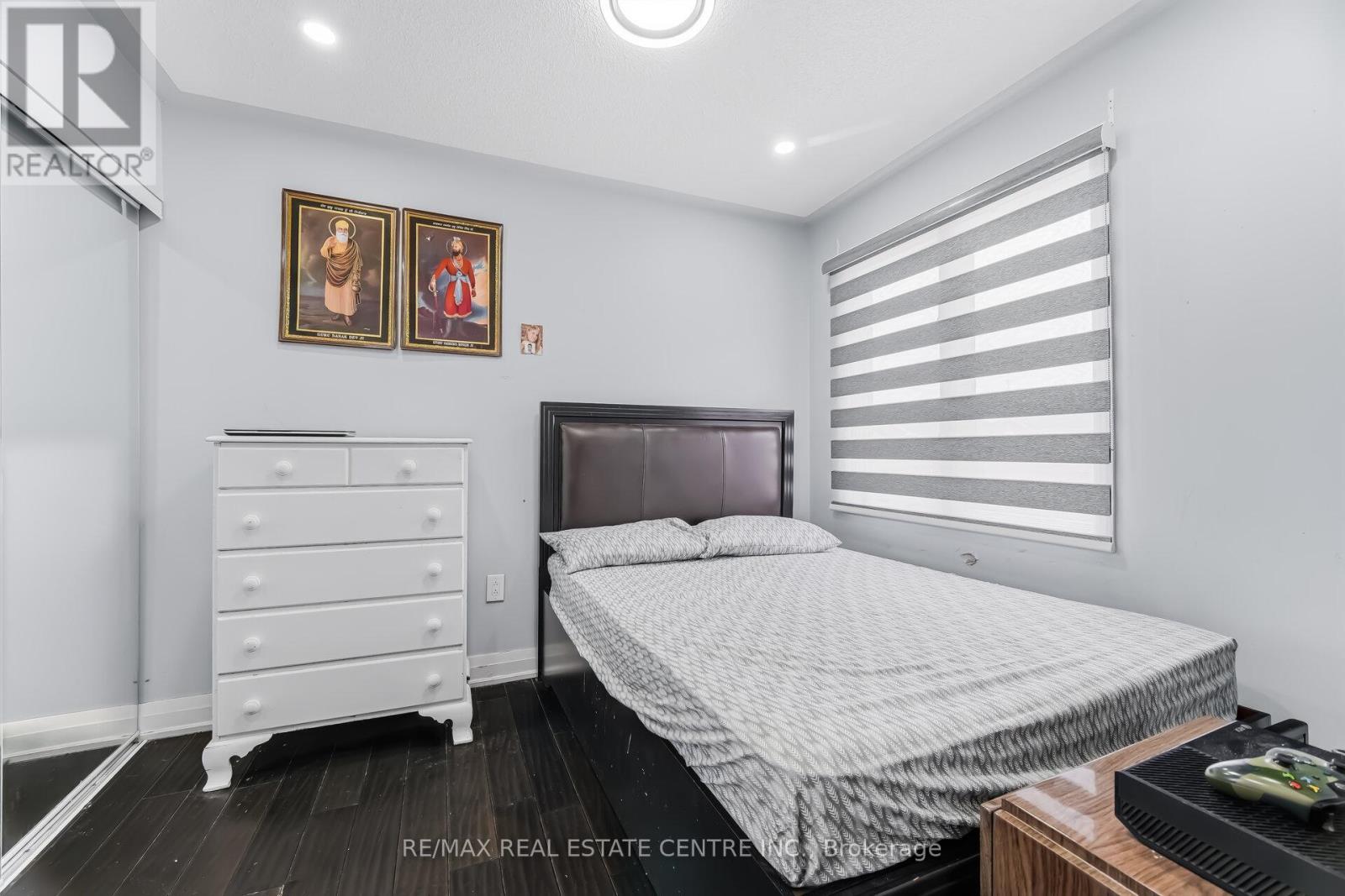 28 Mount Fuji Crescent Property Photo 38