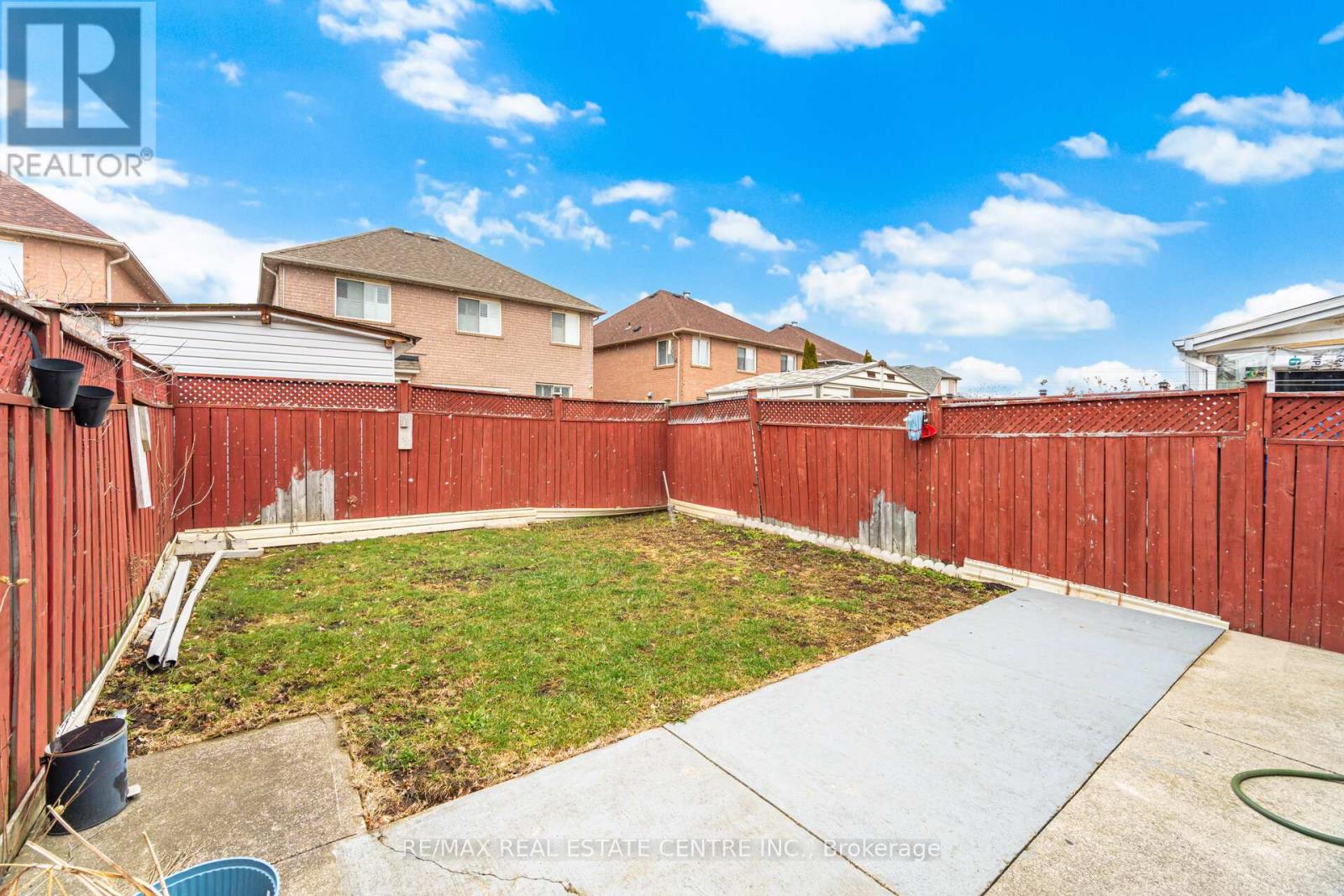 28 Mount Fuji Crescent Property Photo 42