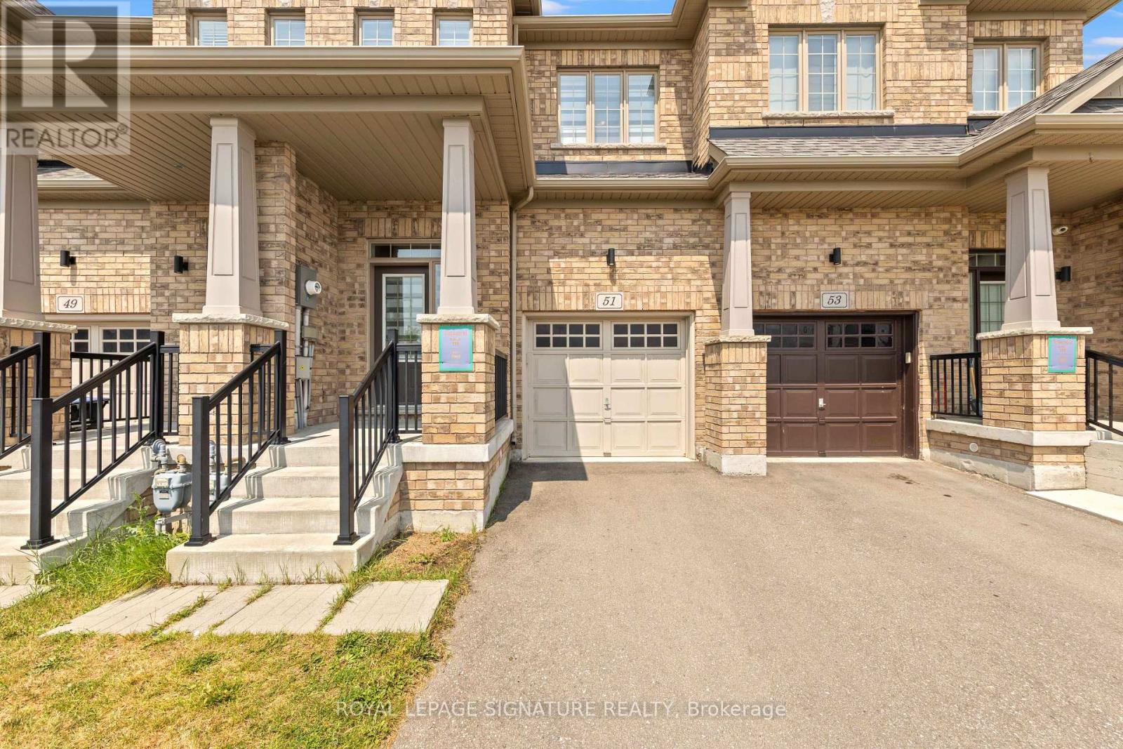 51 Doris Pawley Crescent Property Photo 3