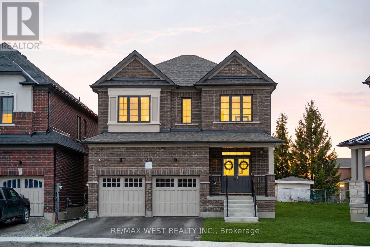 24 HANTON CRESCENT