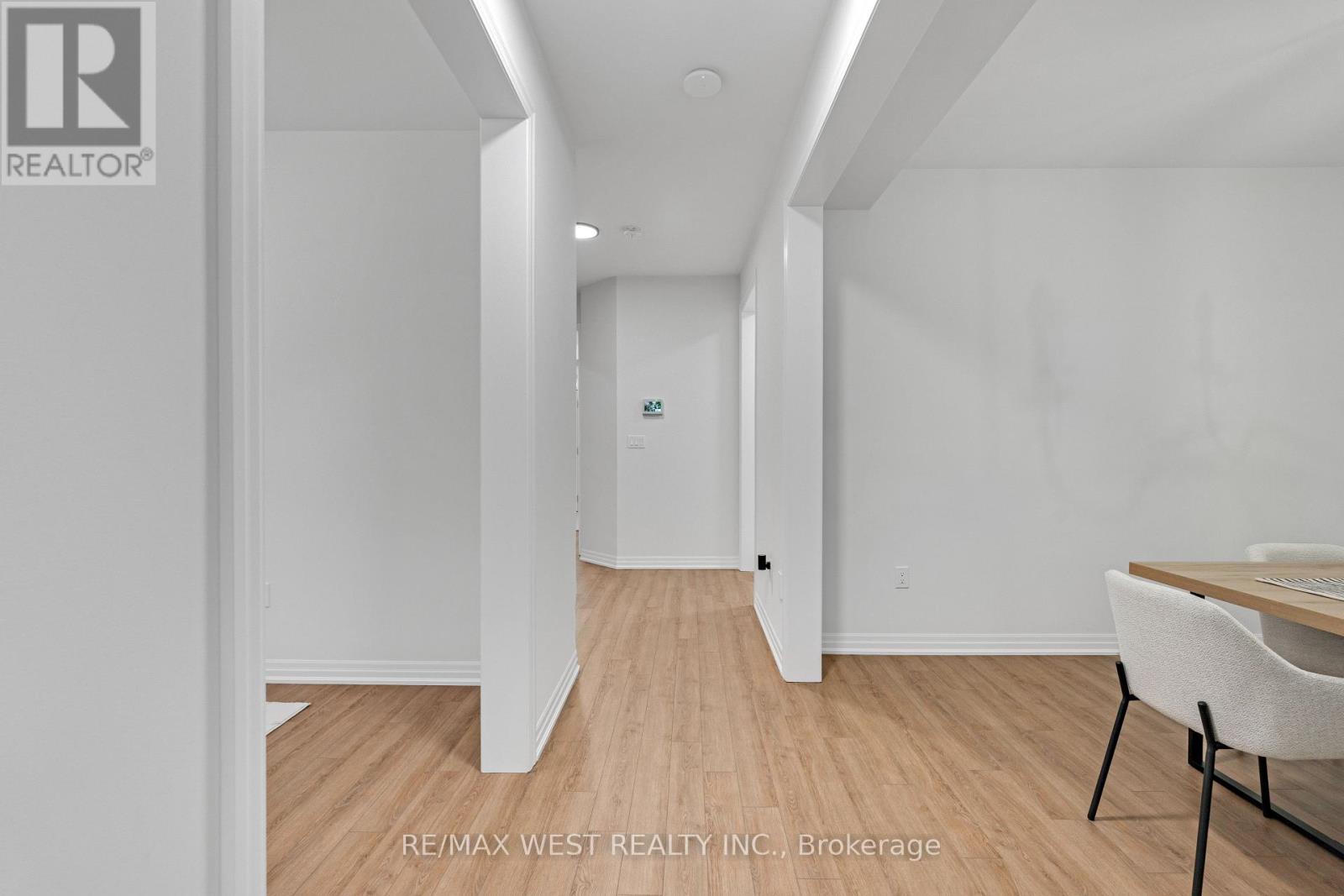 24 Hanton Crescent Property Photo 12