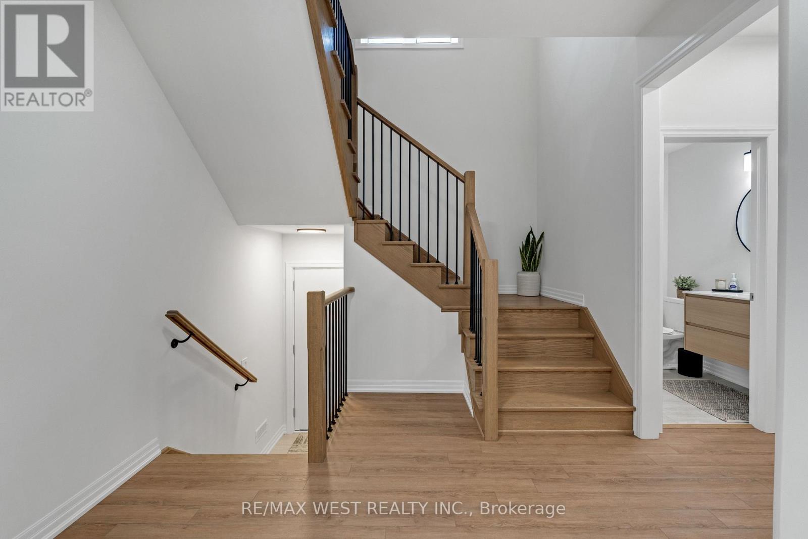 24 Hanton Crescent Property Photo 20