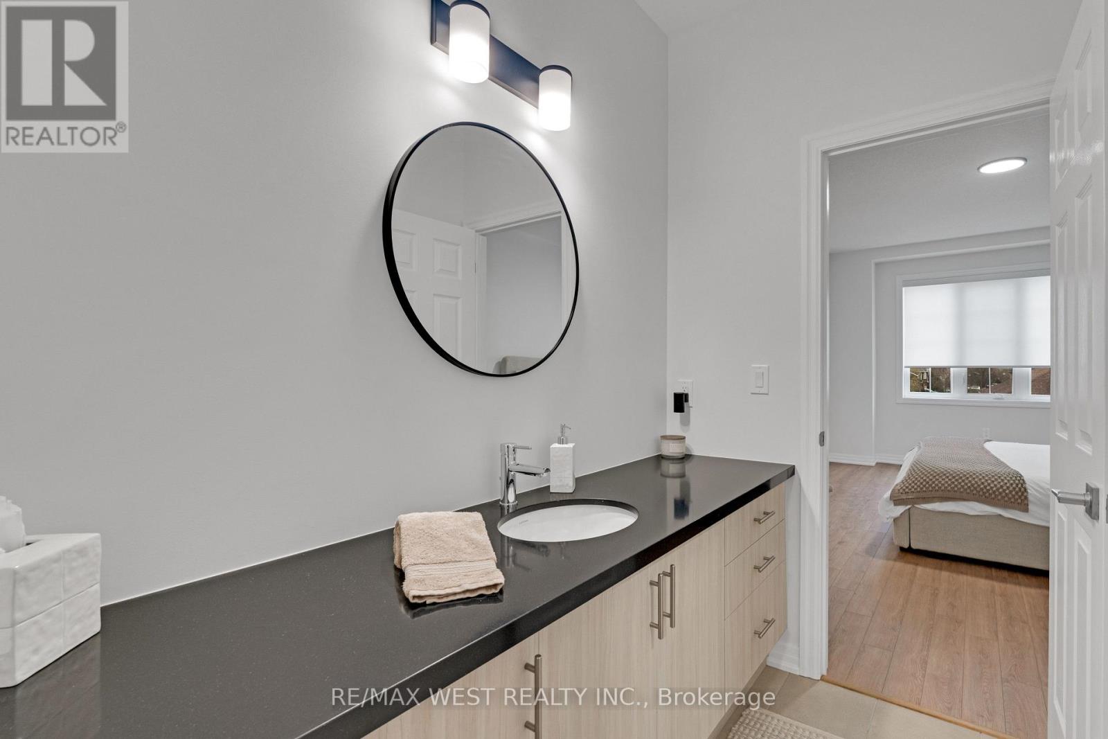 24 Hanton Crescent Property Photo 30