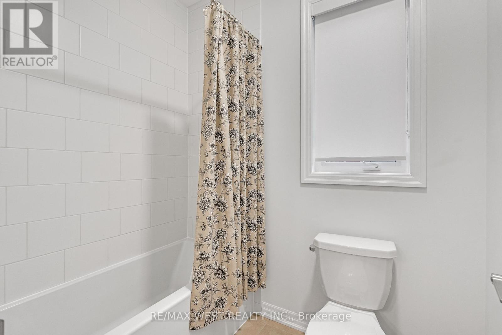 24 Hanton Crescent Property Photo 31