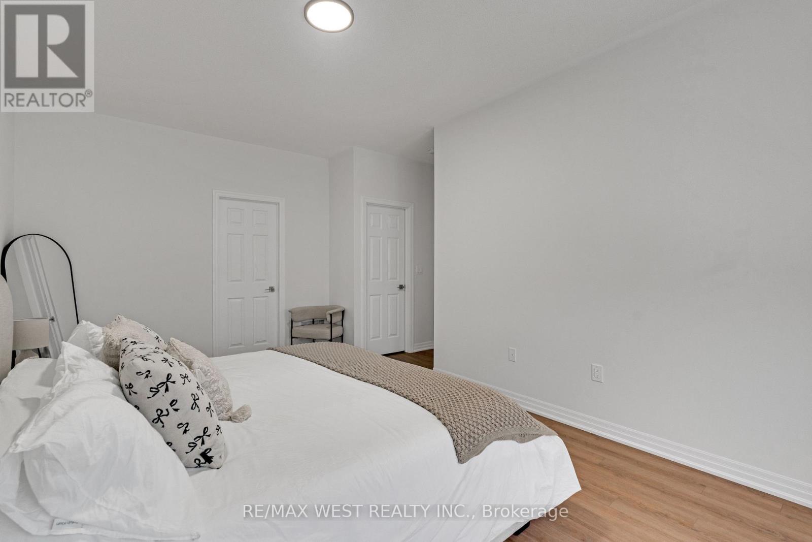 24 Hanton Crescent Property Photo 33
