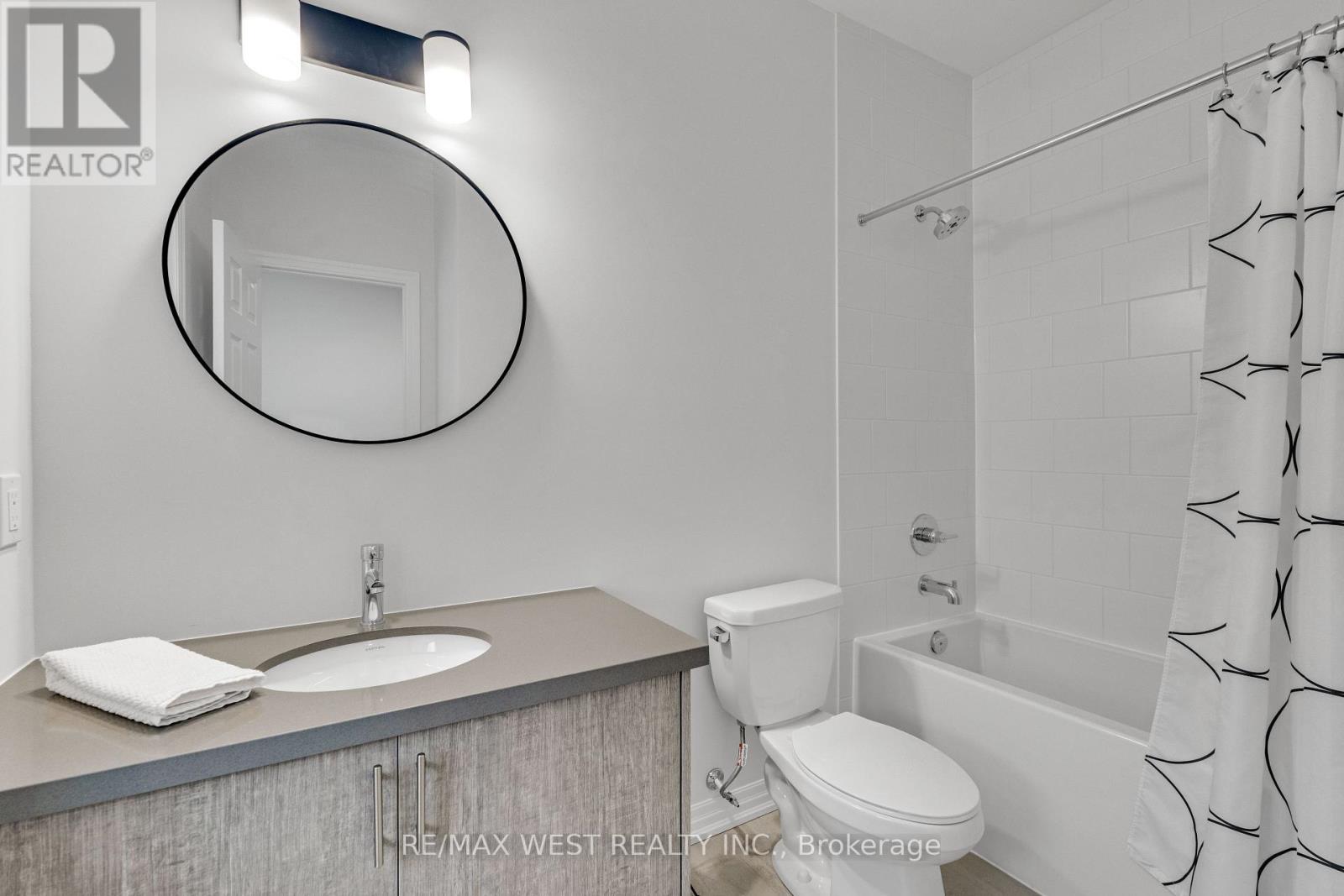 24 Hanton Crescent Property Photo 36