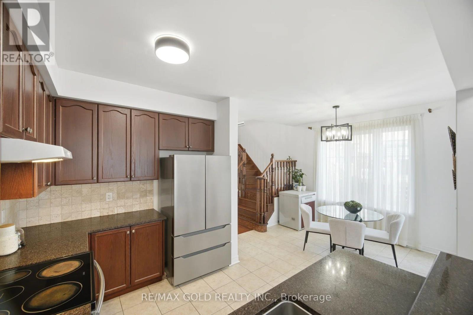 29 Aspenview Avenue Property Photo 13