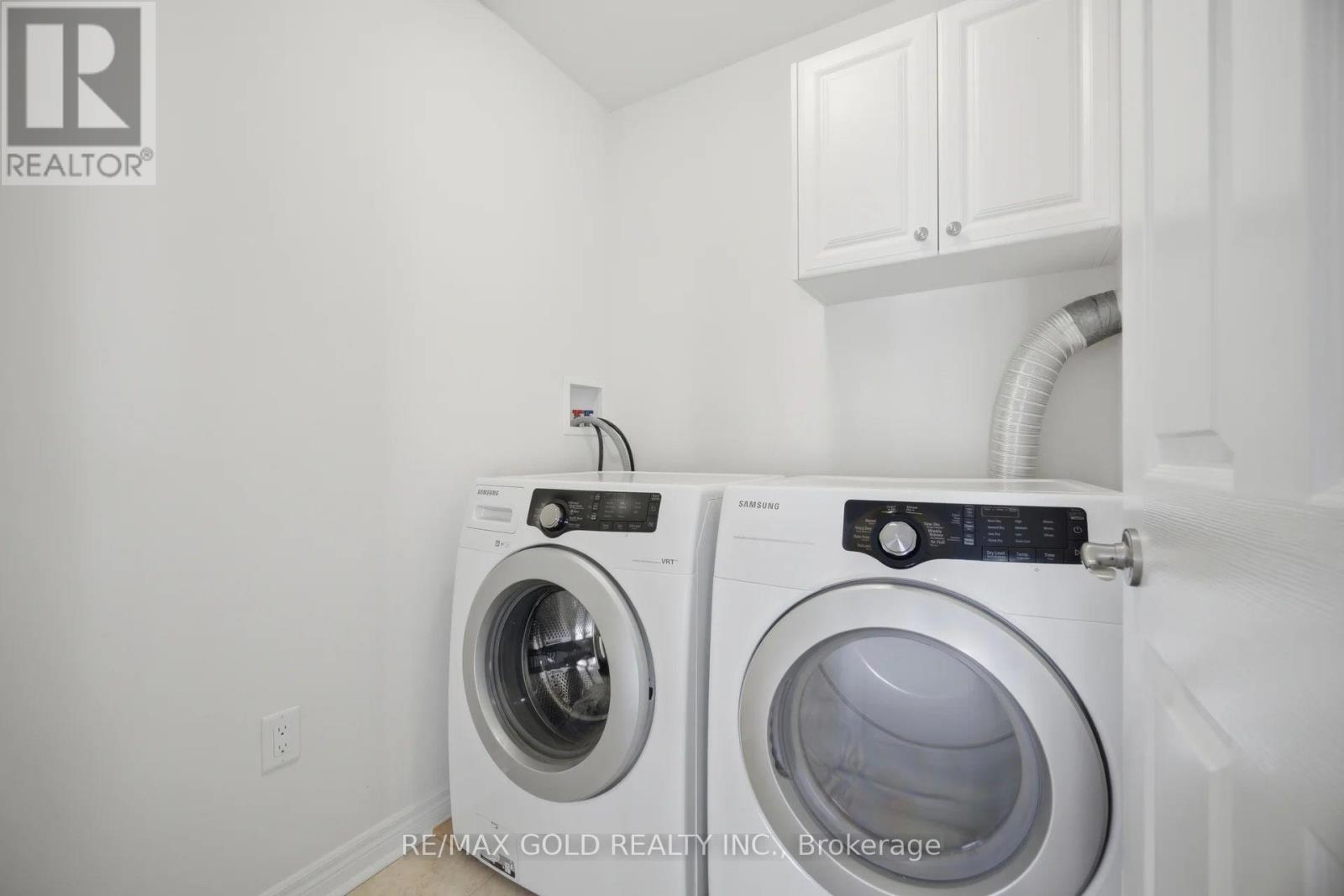 29 Aspenview Avenue Property Photo 31