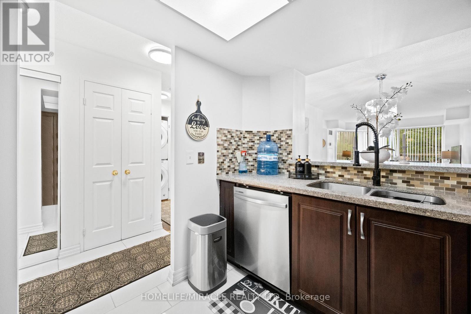 406 - 325 Webb Drive Property Photo 10