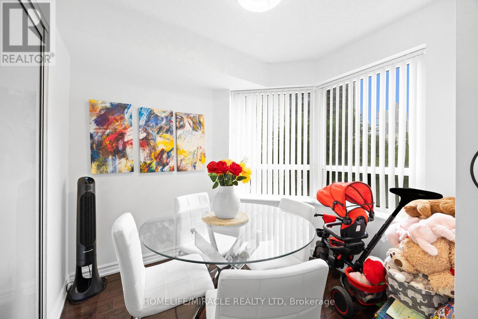 406 - 325 Webb Drive Property Photo 15