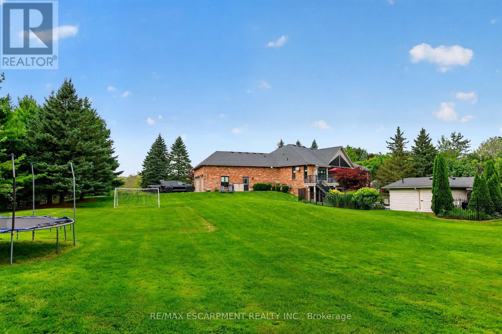 2050 15 Side Road Side Road Property Photo 37