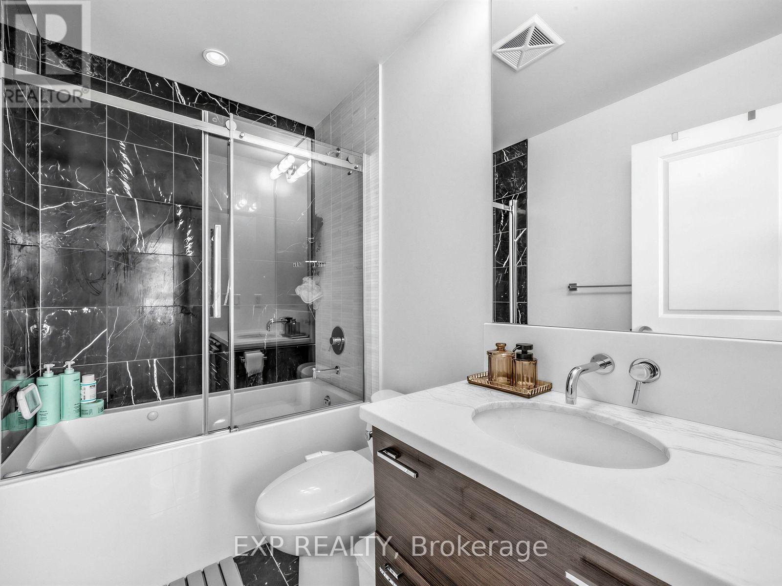1910 - 33 Shore Breeze Drive Property Photo 17