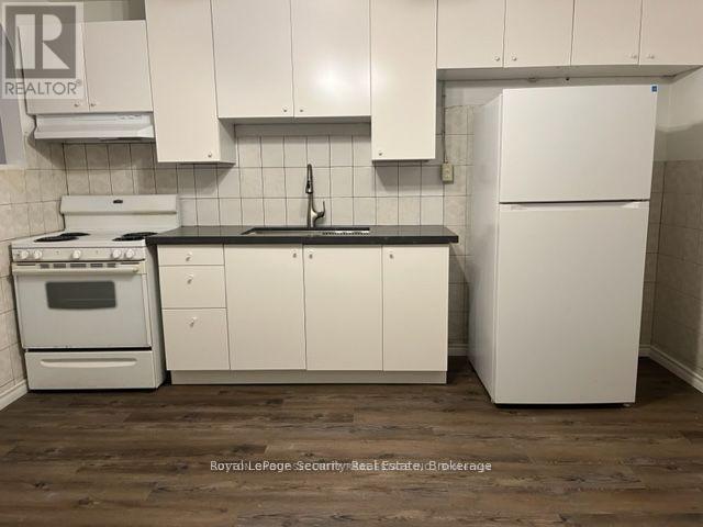2 - 1746a Eglinton Avenue W Property Photo 2