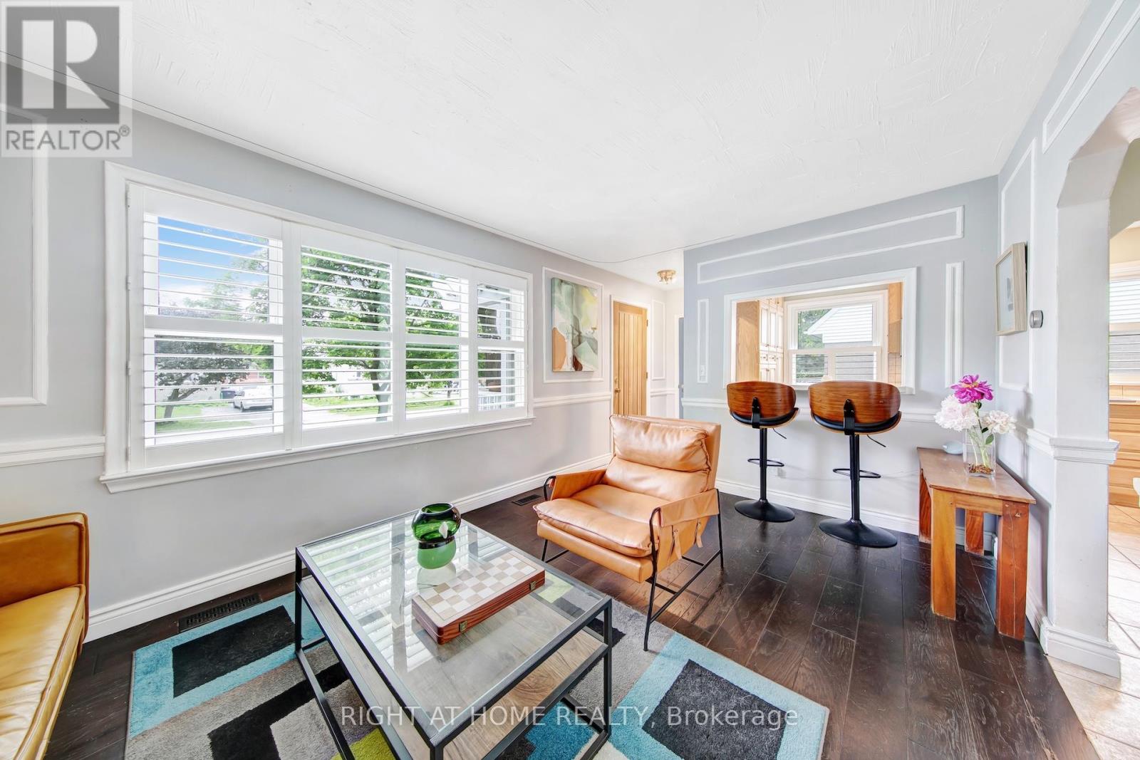 74 Mccaul Street Property Photo 13