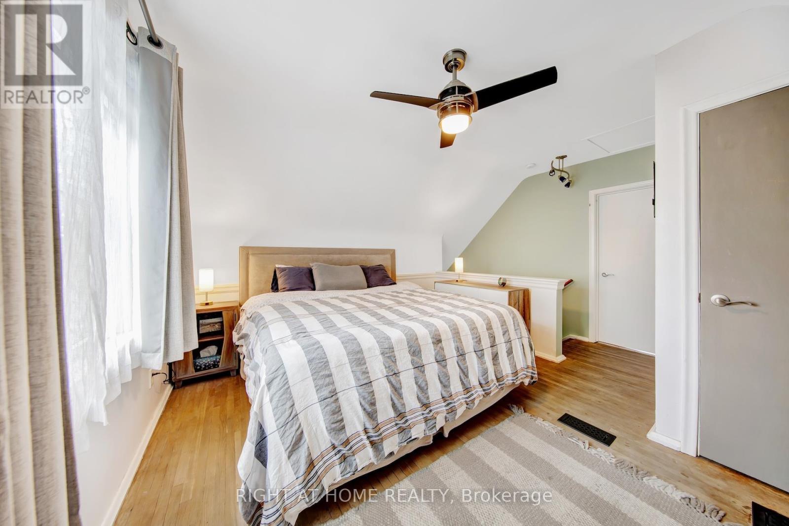 74 Mccaul Street Property Photo 19