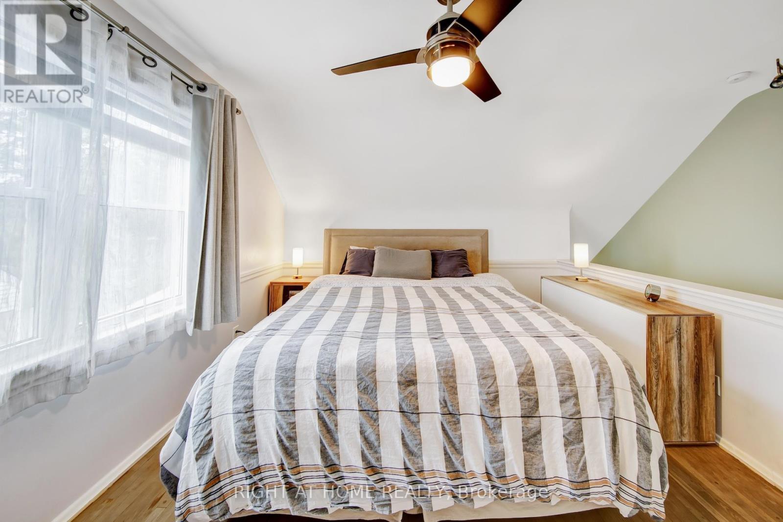 74 Mccaul Street Property Photo 20
