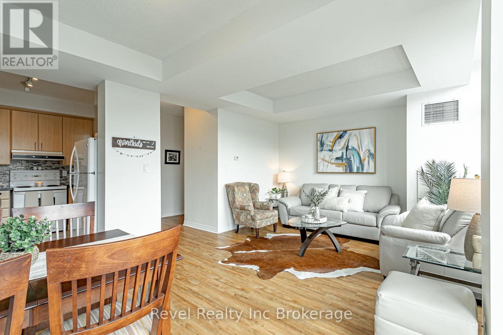 515 - 80 Port Street E Property Photo 12