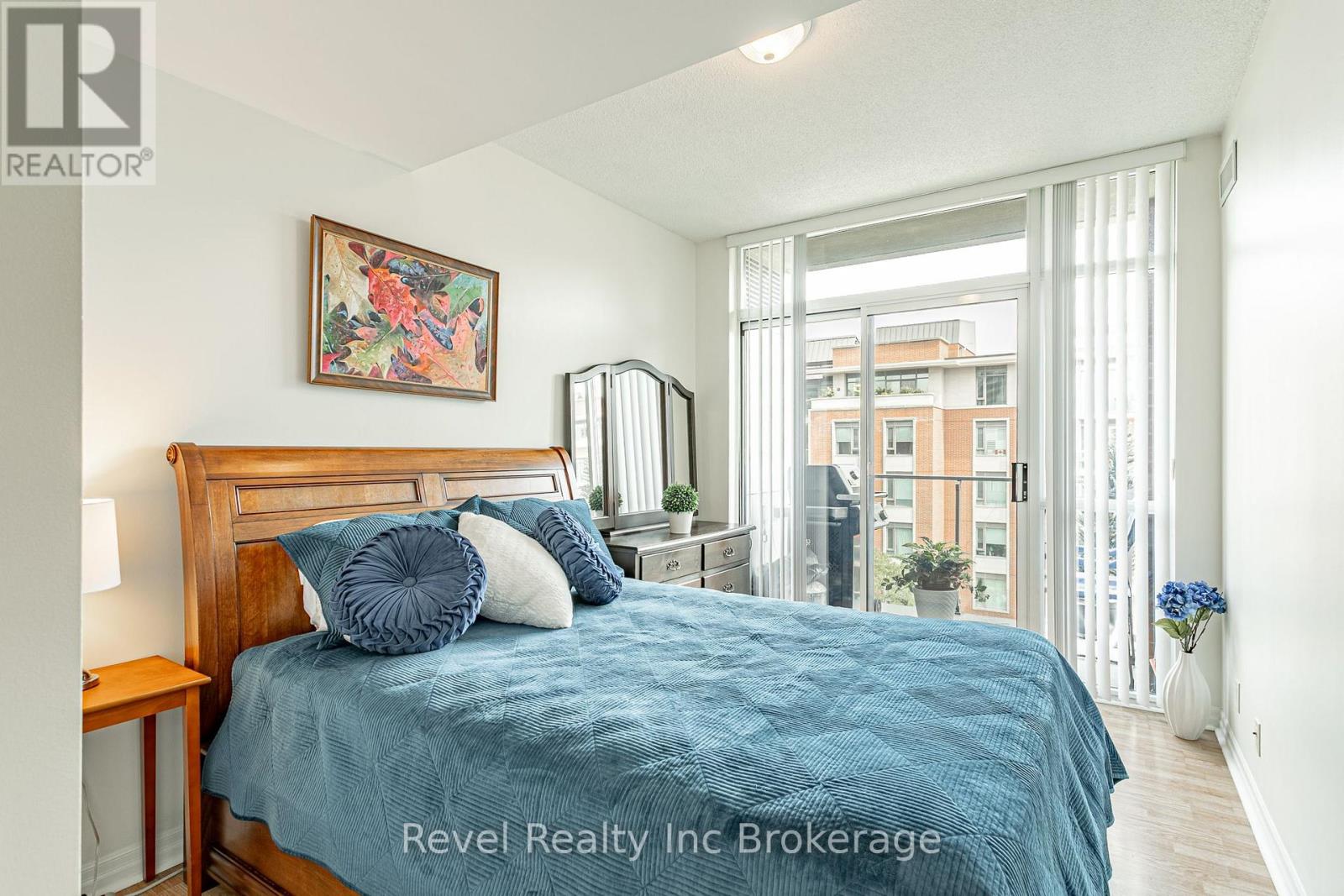 515 - 80 Port Street E Property Photo 16