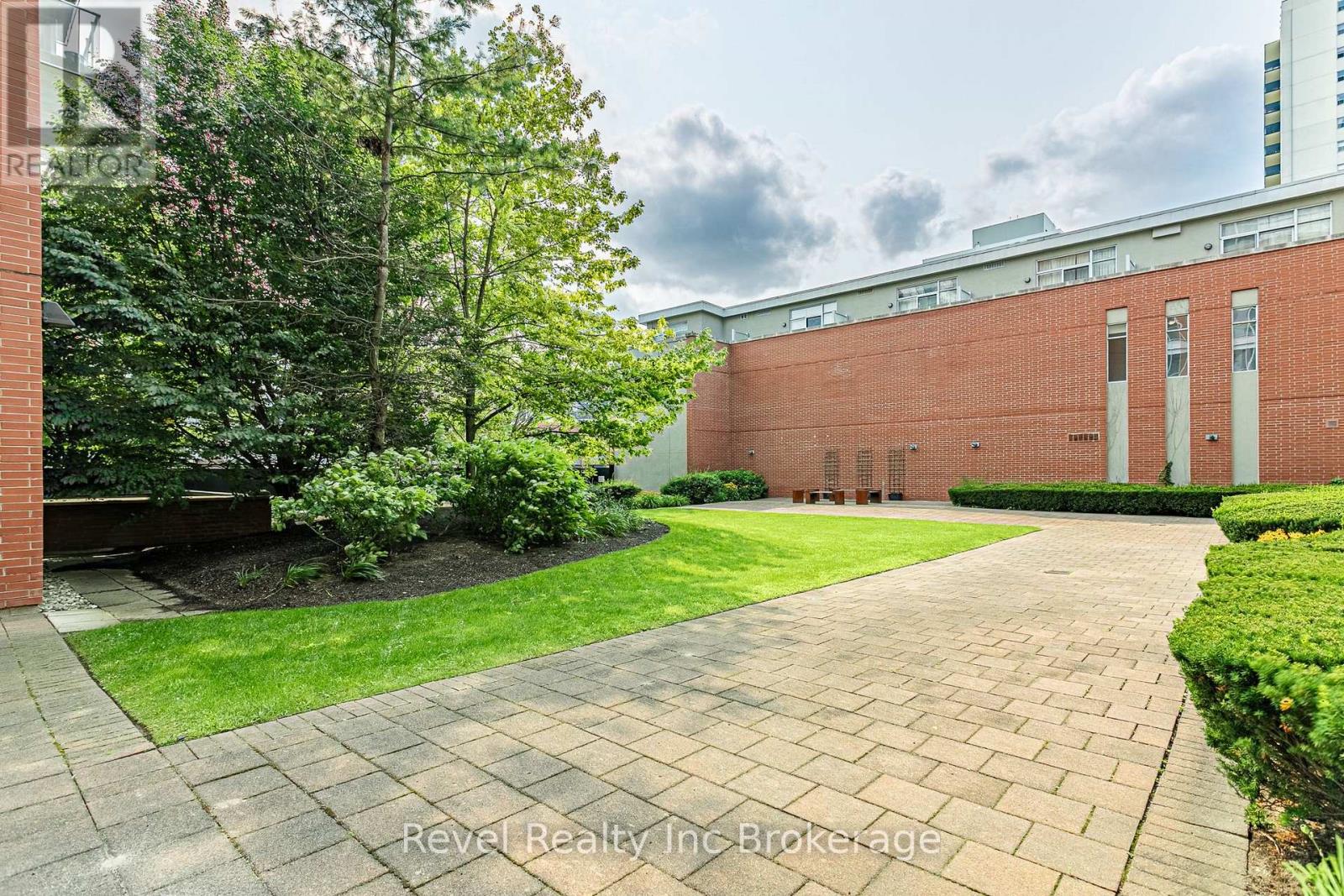 515 - 80 Port Street E Property Photo 28