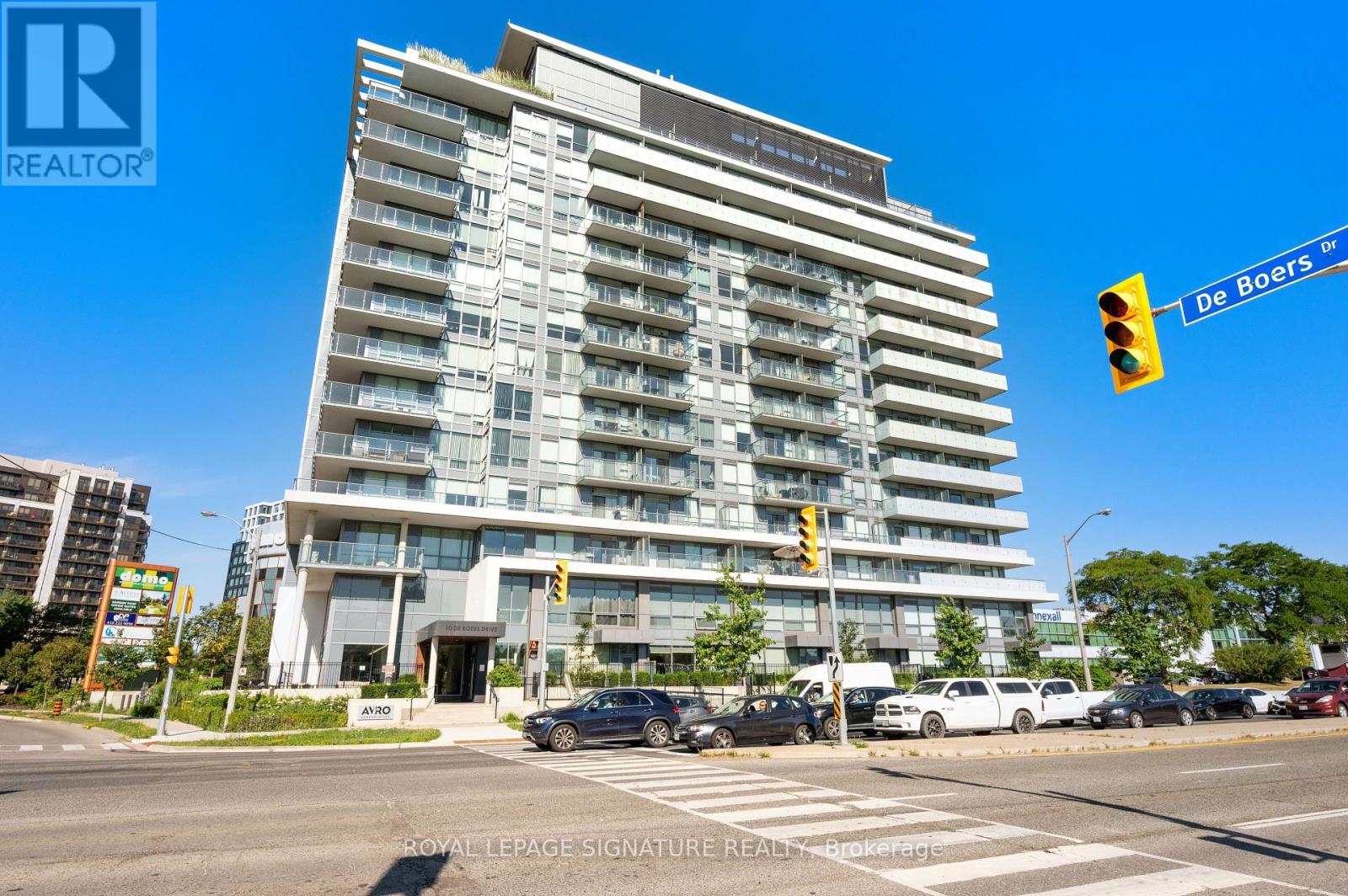 710 - 10 DE BOERS DRIVE