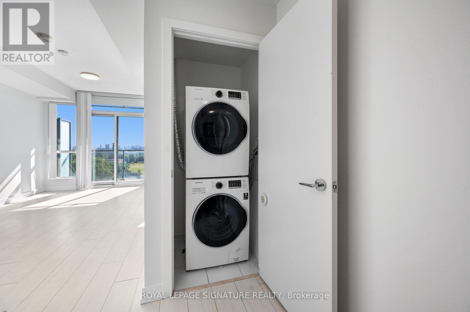 710 - 10 De Boers Drive Property Photo 19