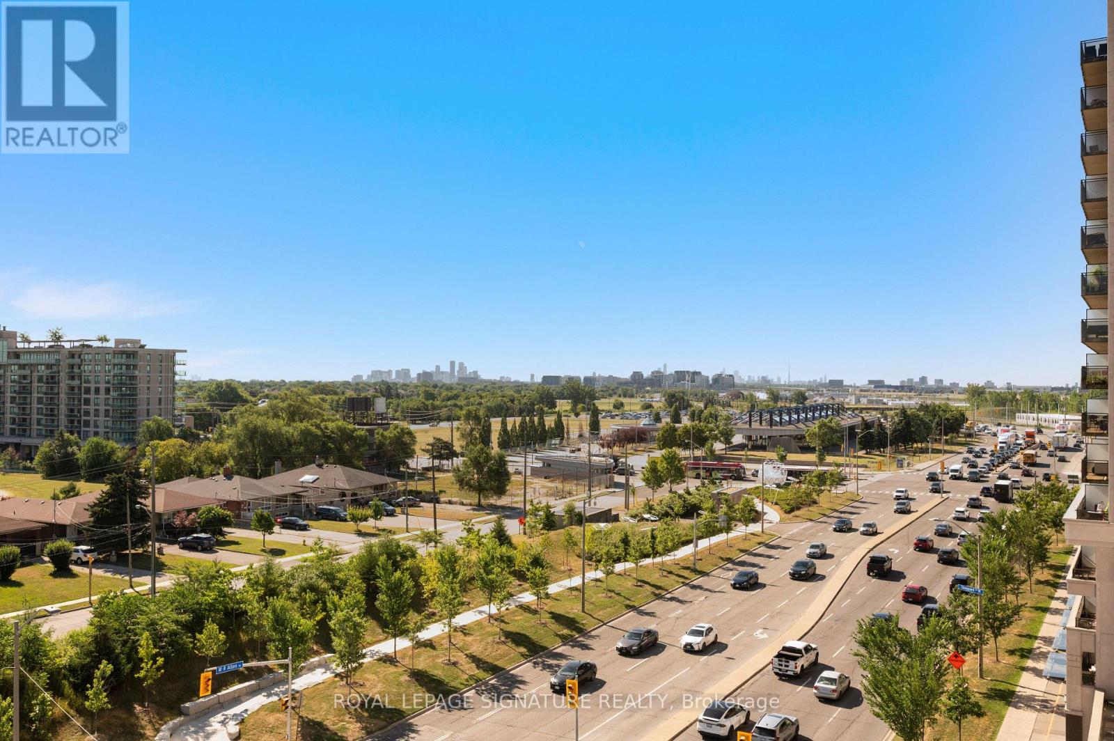 710 - 10 De Boers Drive Property Photo 23