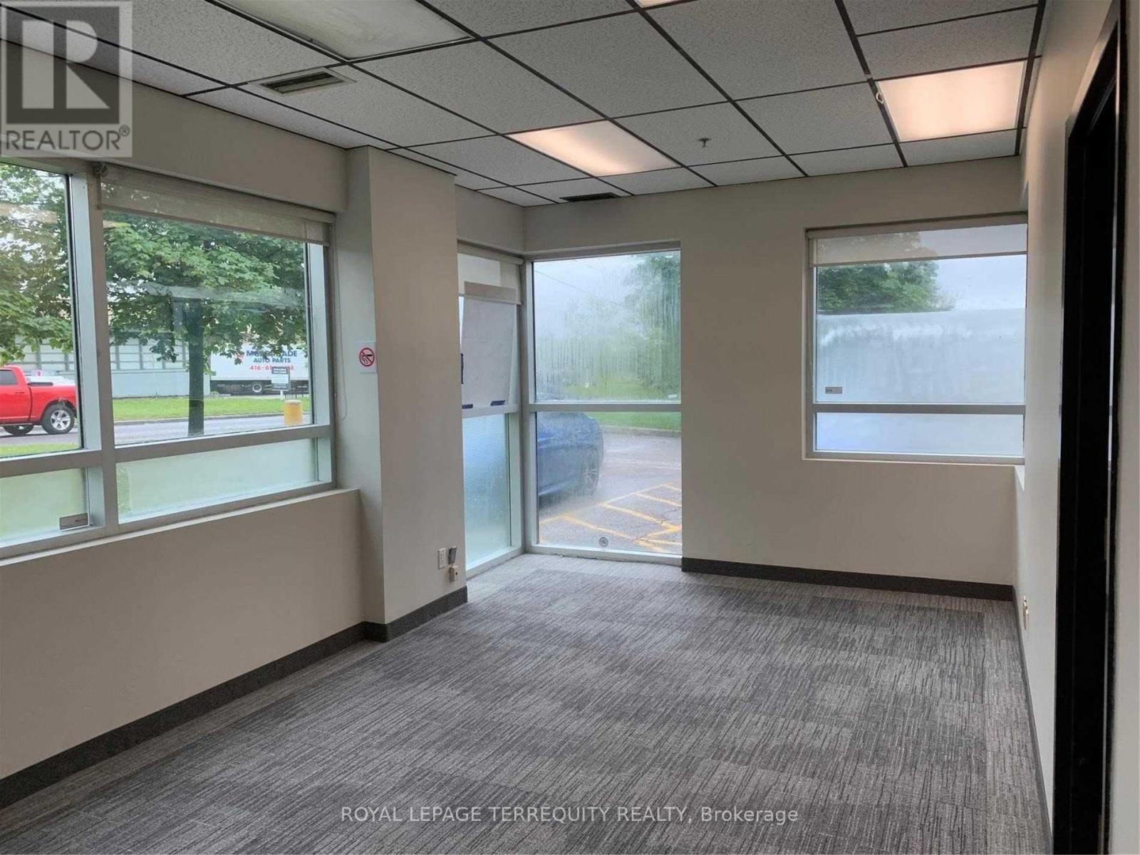 A - 99 Ingram Drive Property Photo 3